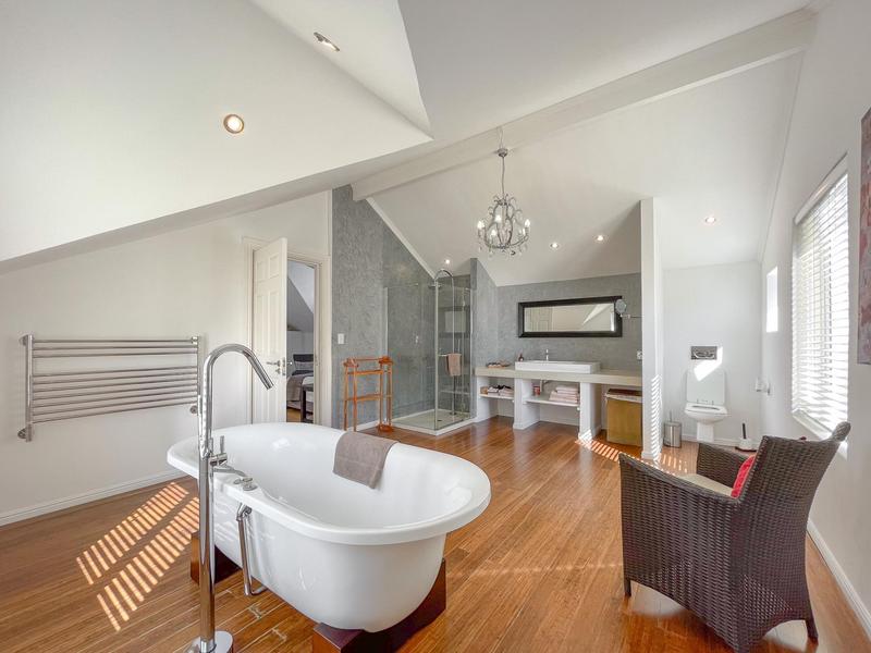 To Let 3 Bedroom Property for Rent in Hout Bay Western Cape
